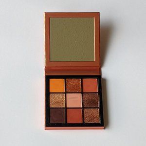 Huda Beauty Topaz Obsessions Palette